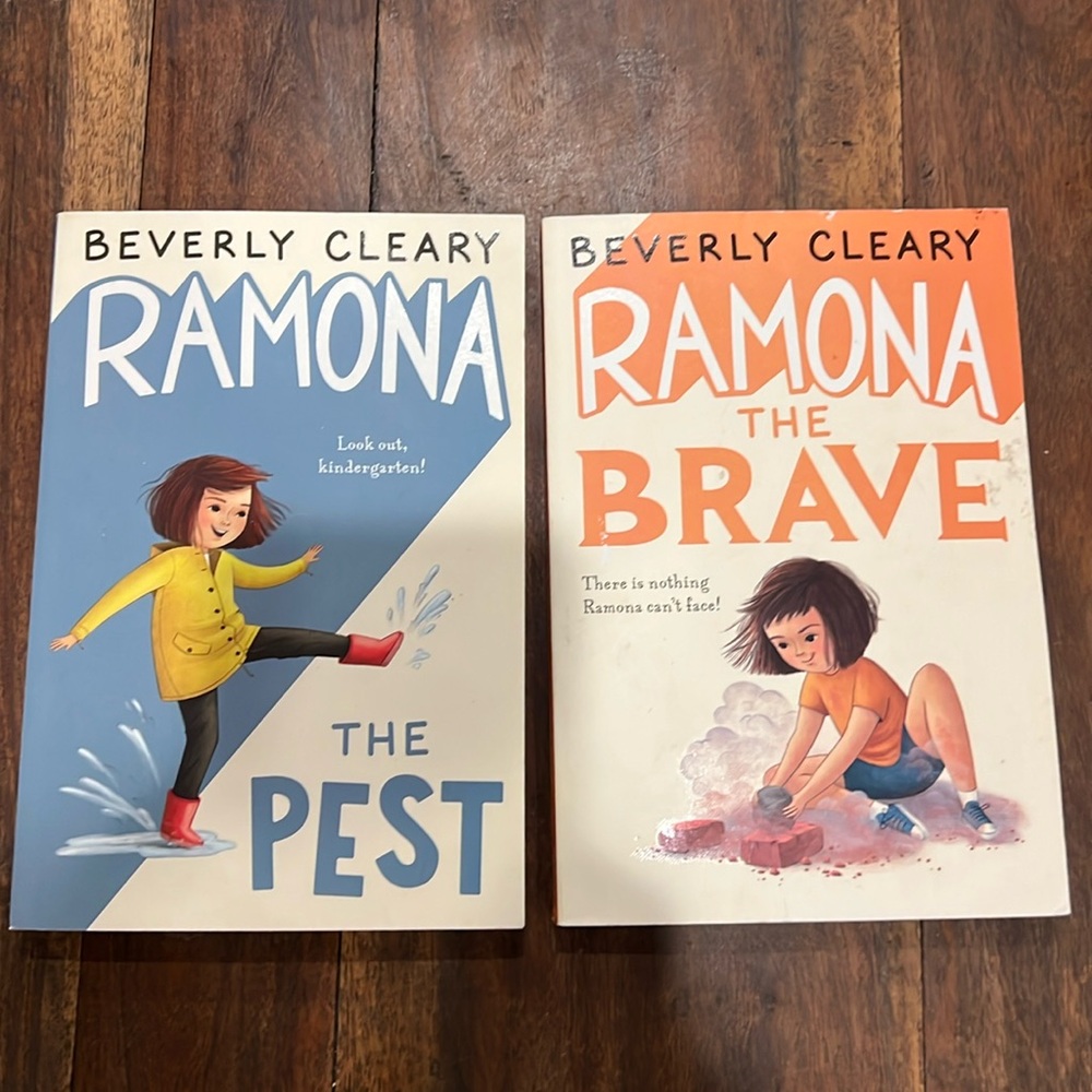 Romona set of 2 Books